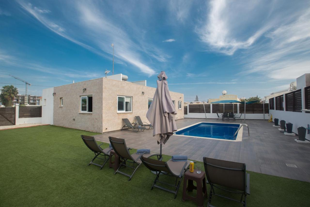 Broadway Villas Protaras Bagian luar foto