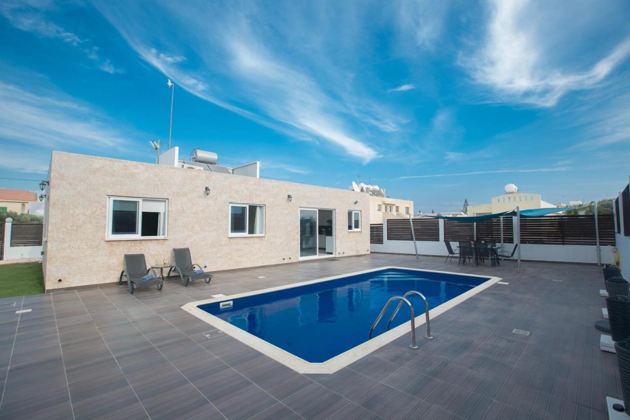 Broadway Villas Protaras Bagian luar foto