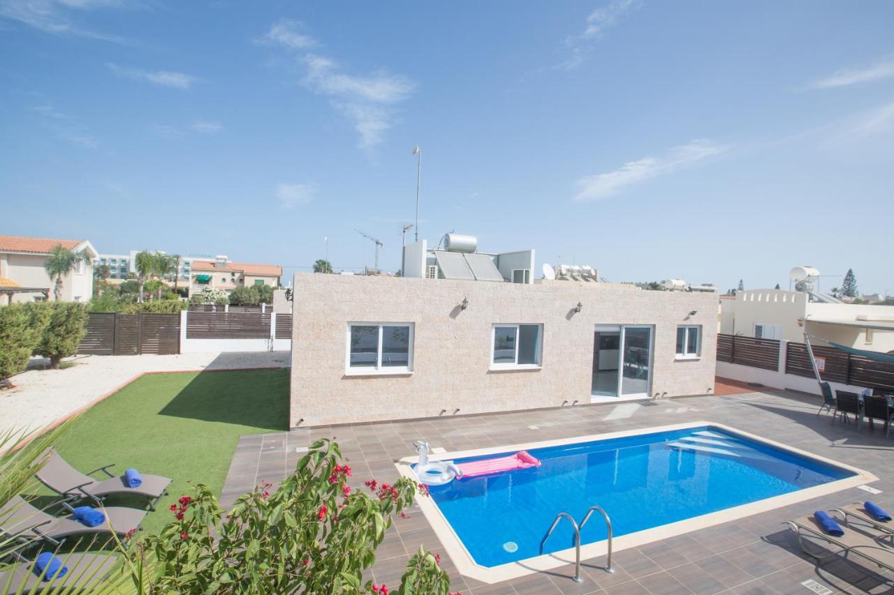 Broadway Villas Protaras Bagian luar foto