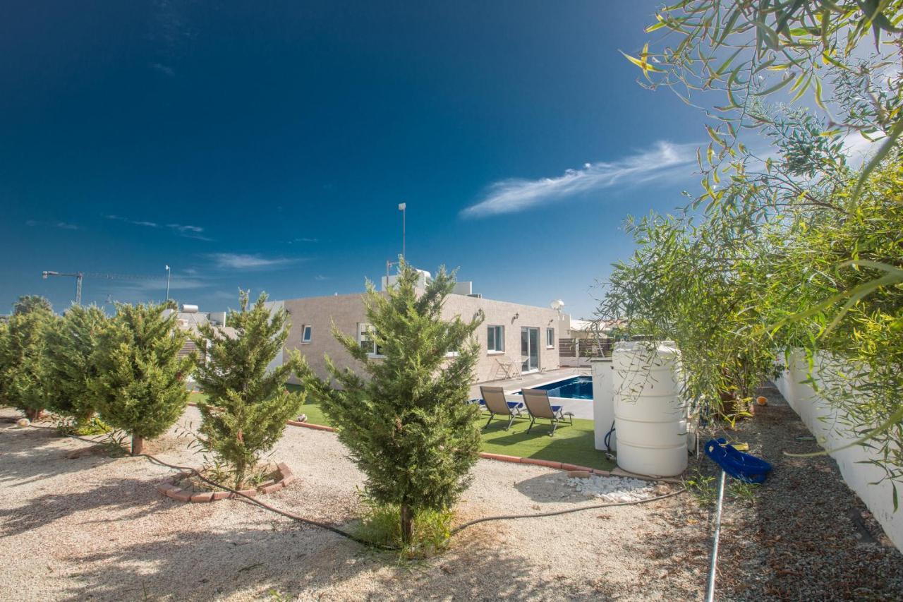 Broadway Villas Protaras Bagian luar foto