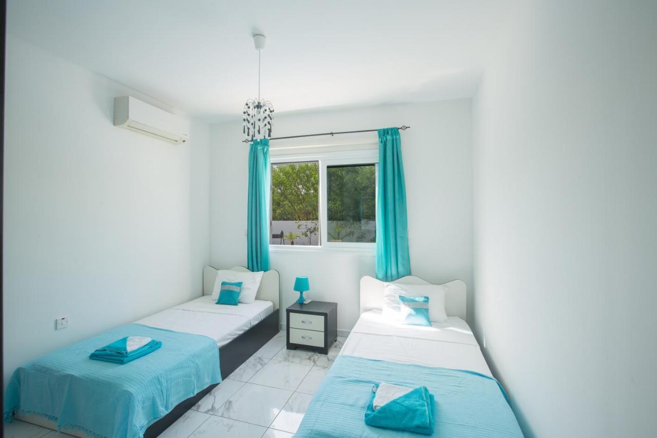 Broadway Villas Protaras Bagian luar foto
