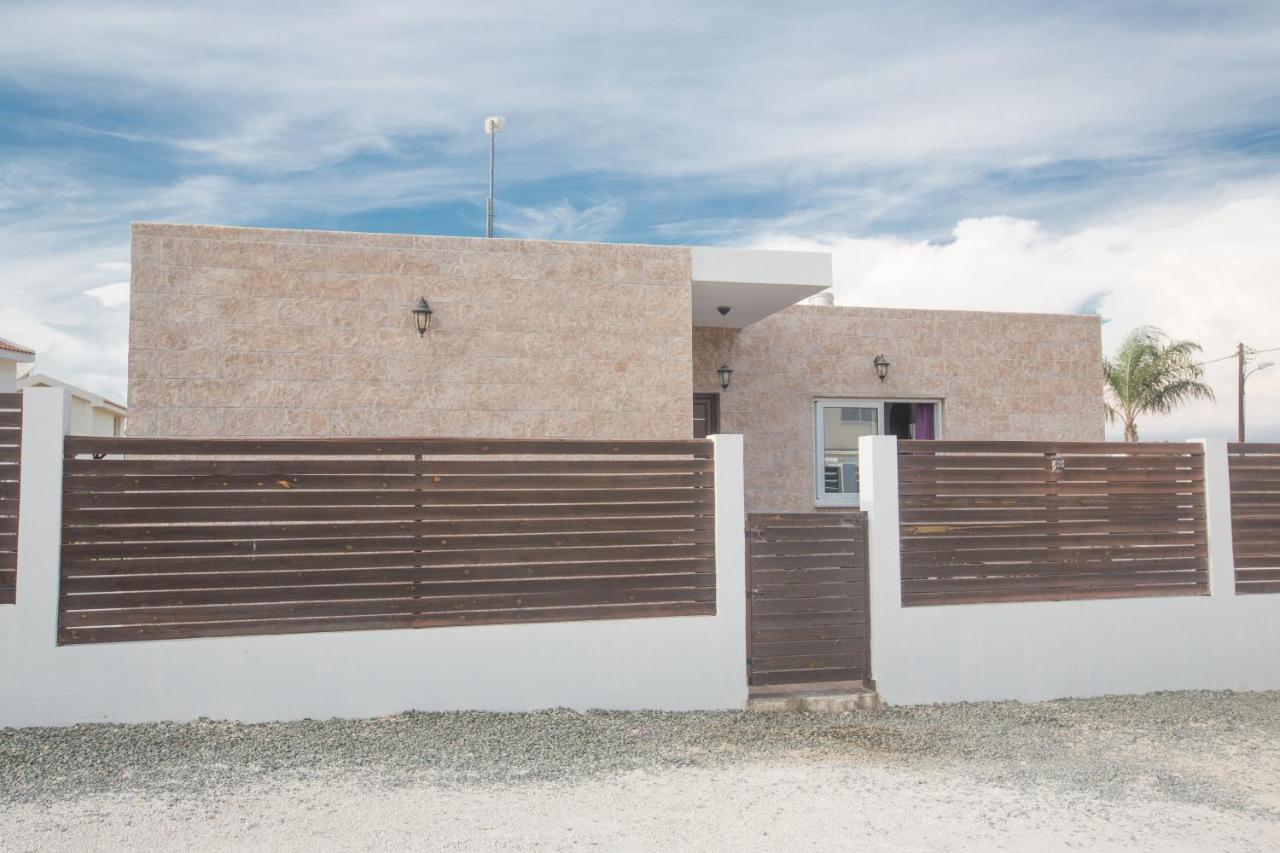 Broadway Villas Protaras Bagian luar foto